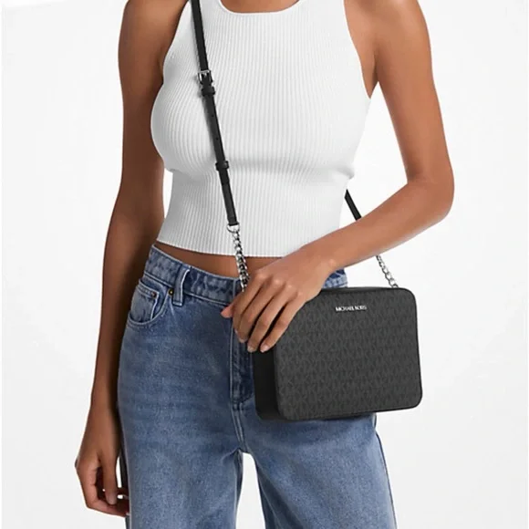 Michael Kors Jet Set large crossbody Bag NWOT - Picture 3 of 7